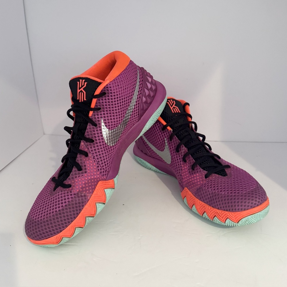 Nike Kyrie 1 Easter Sz 11 GUC